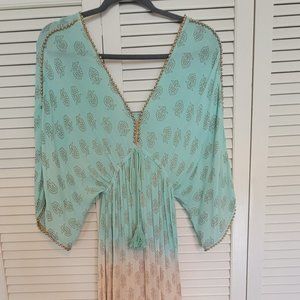 Elegant Mint Green and Cream Maxi Dress